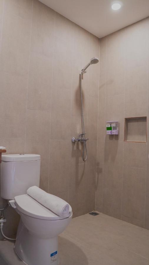Smedi Coliving Hotel Джокякарта Екстериор снимка
